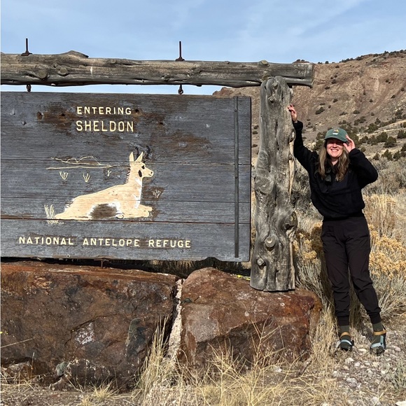 Meet your Posher, Emma - Picture 3 of 4